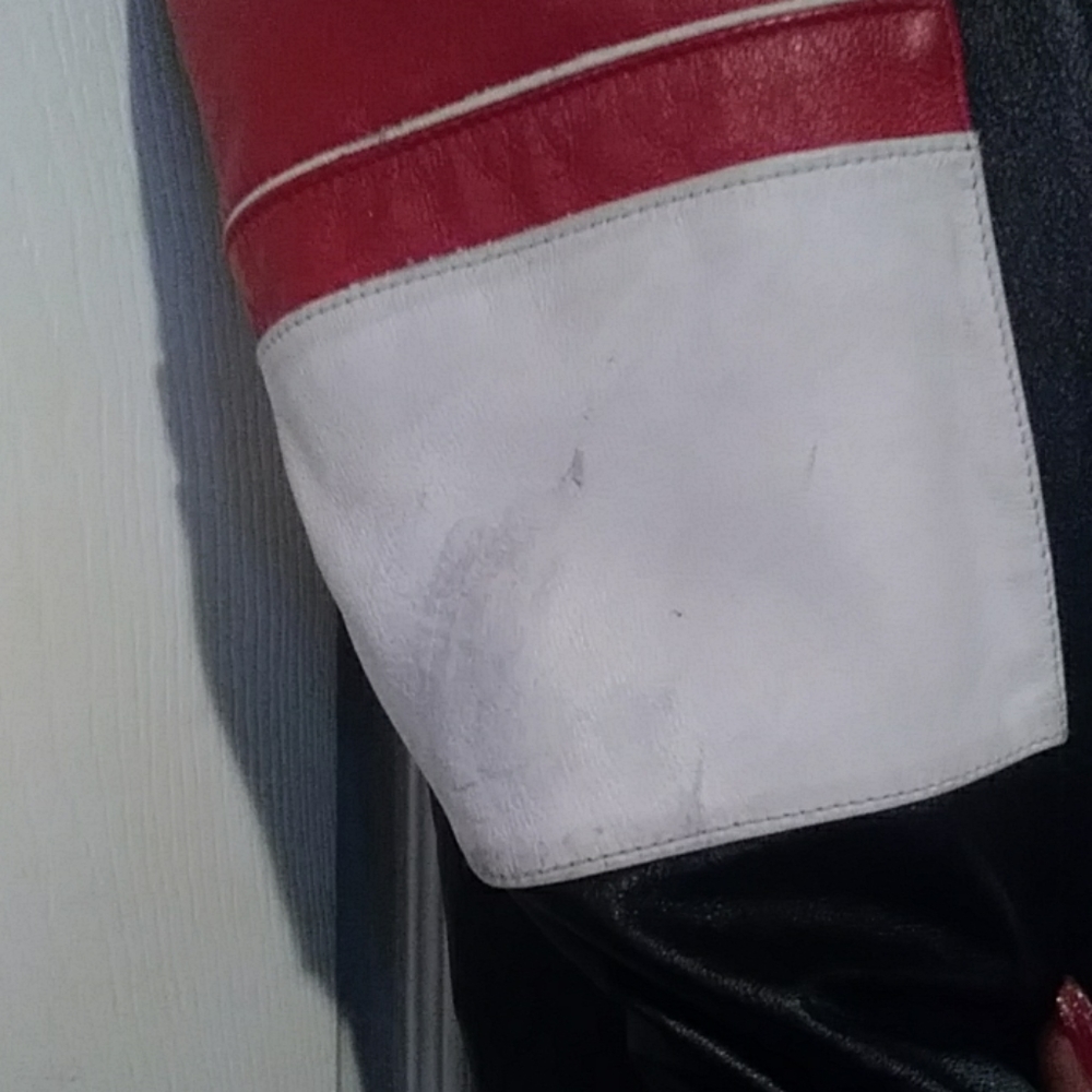 Coat - Picture 4 of 4